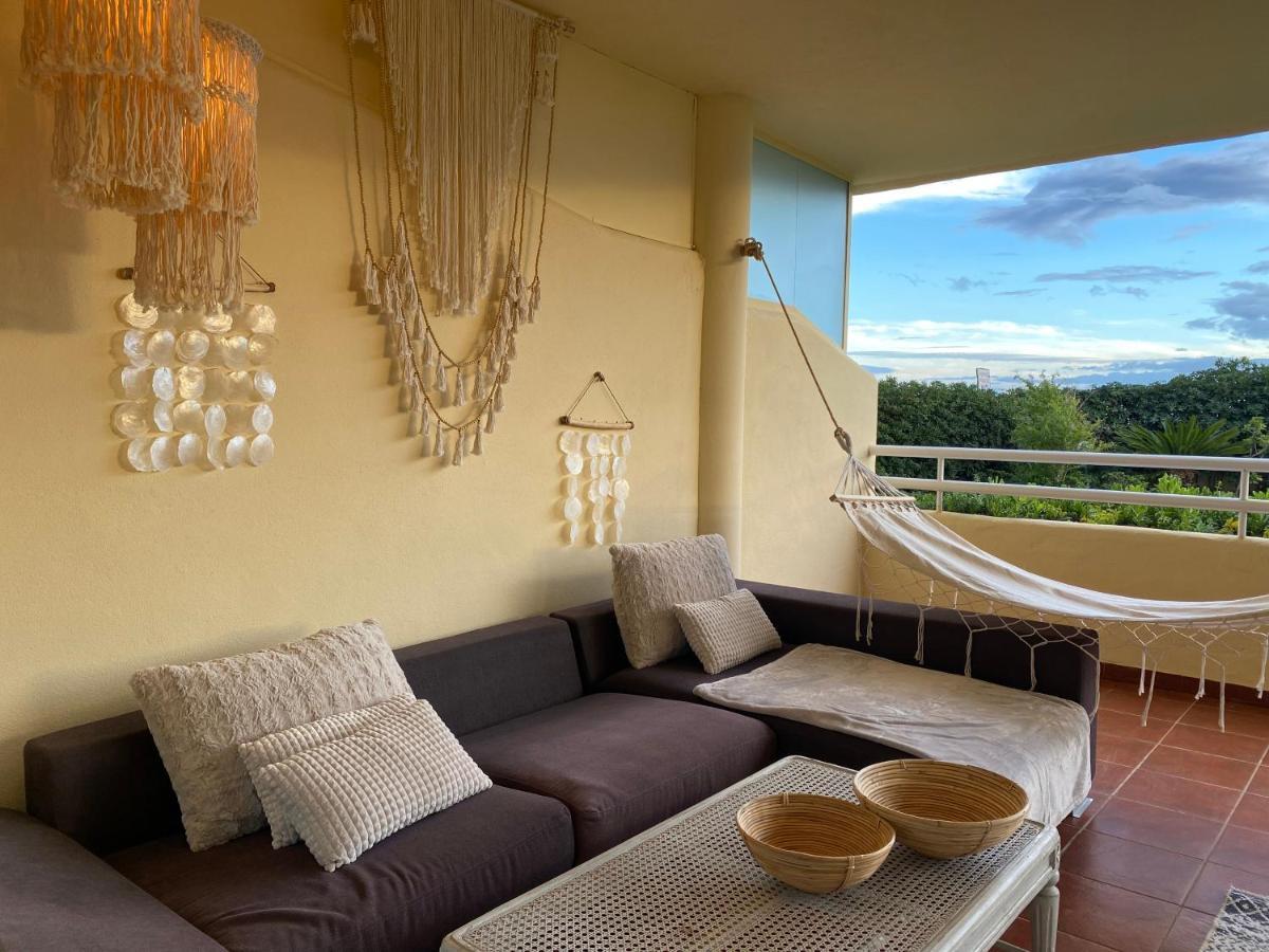 Apartamentos Costa Quebrada ベナルマデナ エクステリア 写真